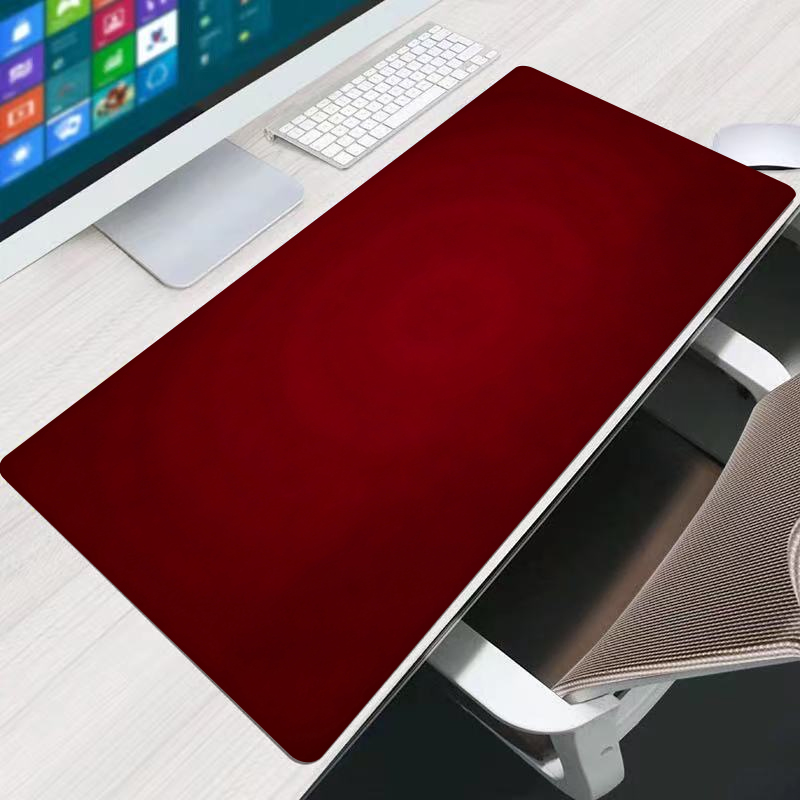 Gaming Keyboard Nearby - لوحة ماوس حمراء للمكتب، حصيرة مكتبية