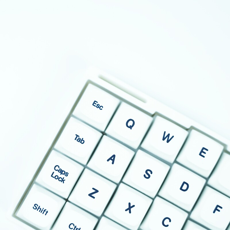 لوحة مفاتيح وورن سبليت مخصصة س - مراجعة Gaming Keyboard Ergonomic وسعره
