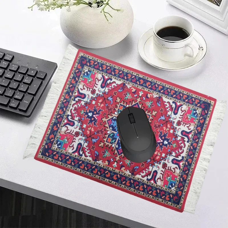 سجادة صغيرة منسوجة على الطراز  - مراجعة Gaming Keyboard And Mouse Combo وسعره