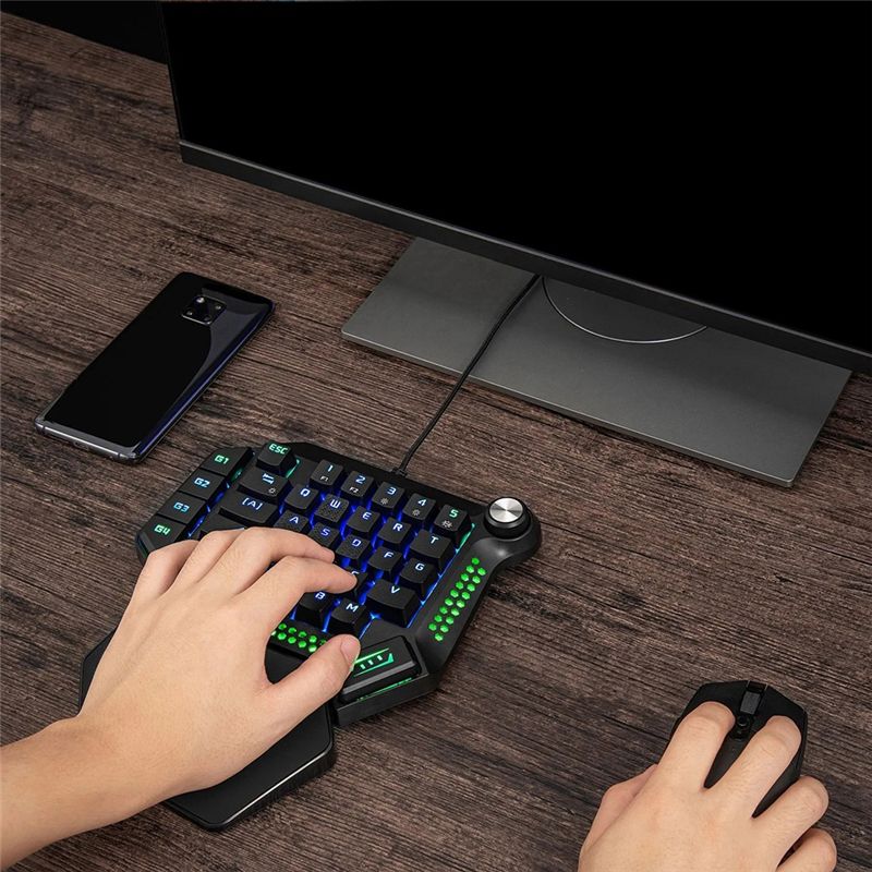 AEF6-لوحة مفاتيح الألعاب الميك - مراجعة Gaming Keyboard Training وسعره